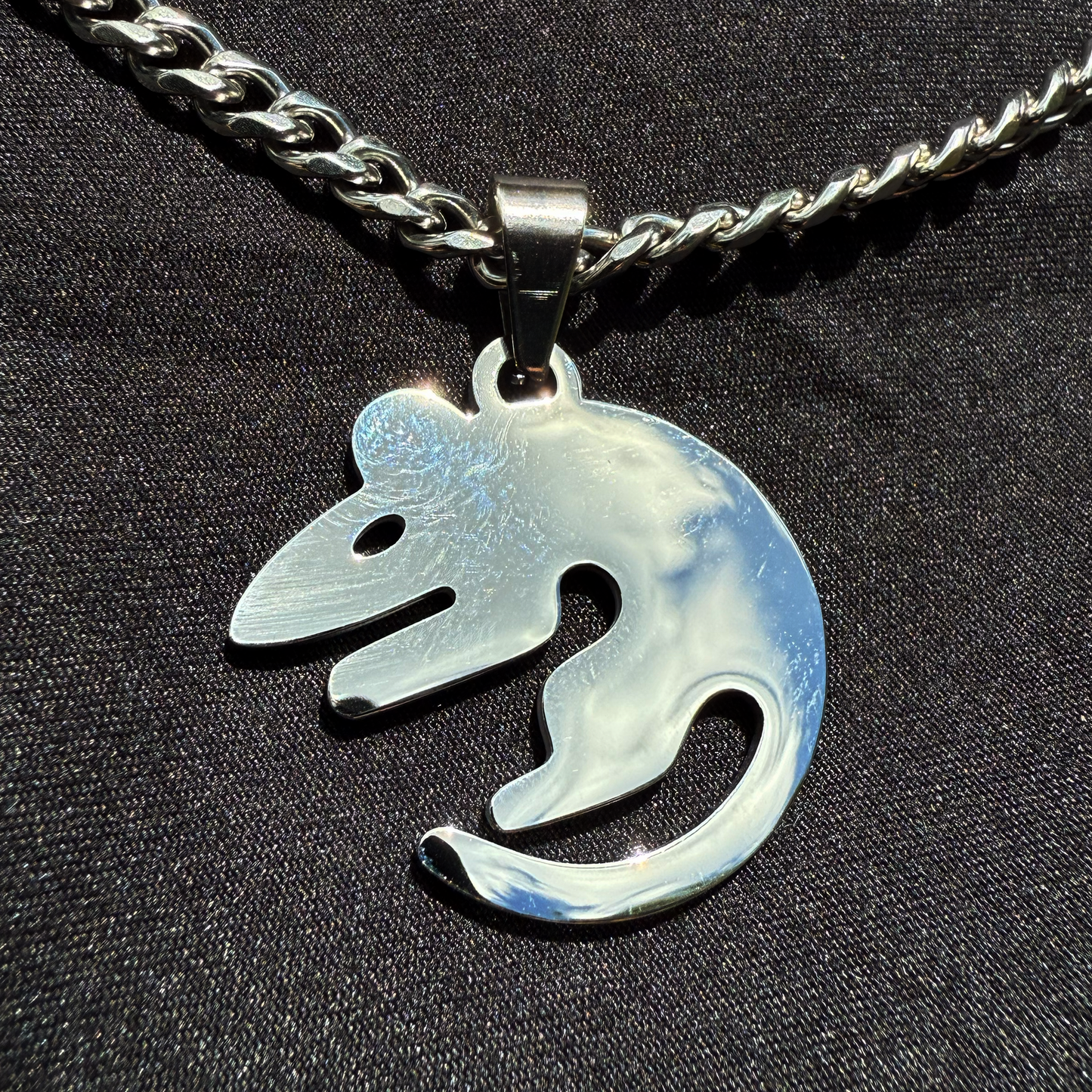 THE SACRED CHAIN